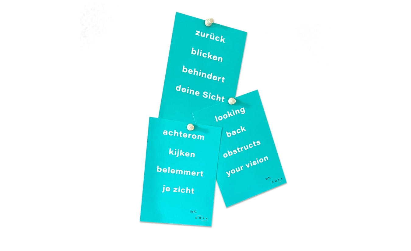 Intention Card Looking back obstructs your vision